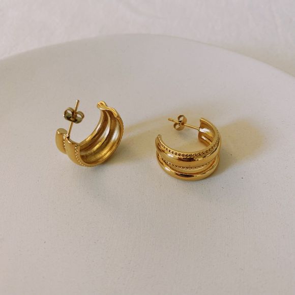 18K Gold Plated Double Hoop Beaded Milgrain Earrings - Picture 7 of 9